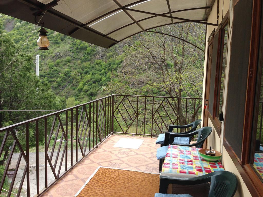 Iris B&B In Debed Canyon Алаверді Екстер'єр фото